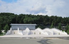 一面墙，一道景：九龙照壁浮雕景墙的诗画之美