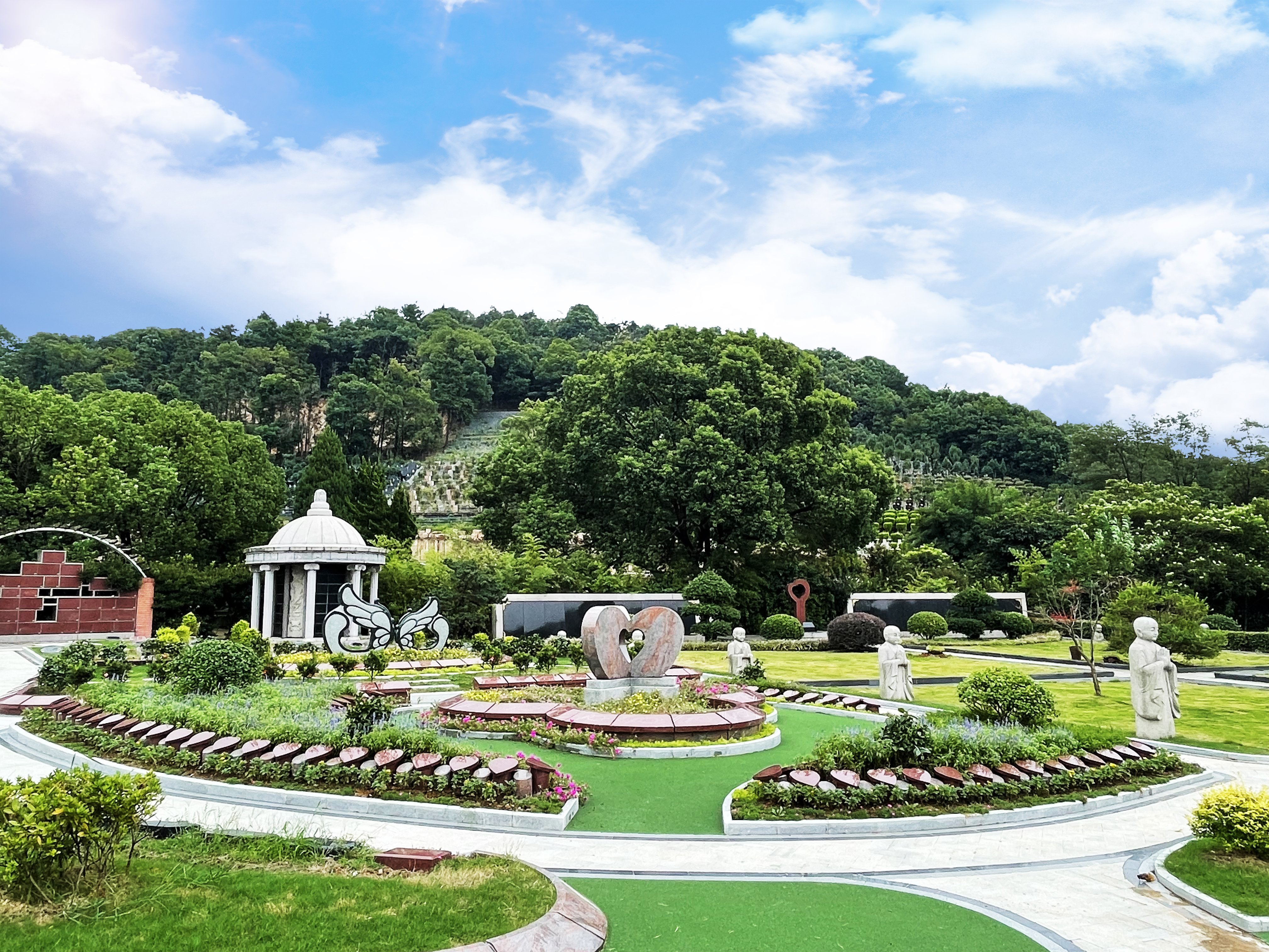 方寸间的大文章，引领现代葬文化